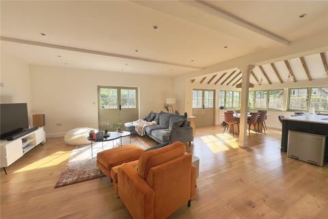 4 bedroom semi-detached house to rent, Denham Lane, Chalfont St. Peter, Gerrards Cross, Buckinghamshire, SL9
