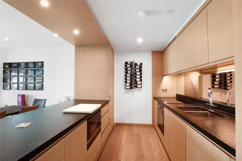 2 bedroom flat for sale, Embassy Gardens, London, SW11