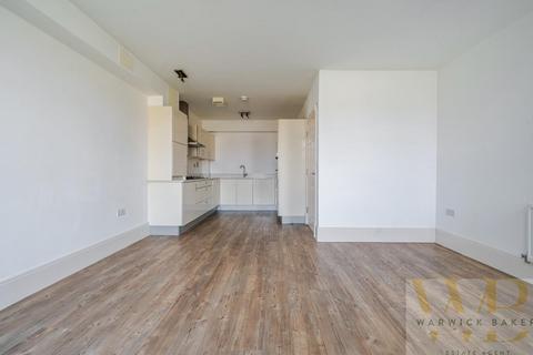 2 bedroom apartment to rent, Southlands Way, Shoreham-By-Sea