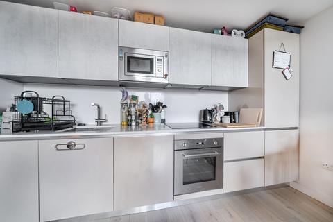 2 bedroom apartment for sale, Wokingham Road, Bracknell, Berkshire