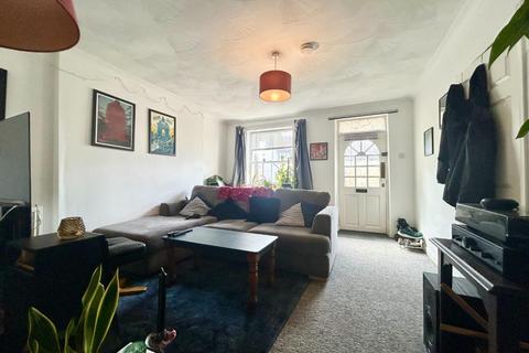 1 bedroom apartment to rent, Roundhill Crescent, Brighton