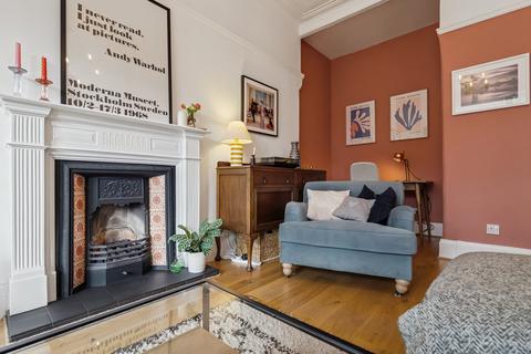 1 bedroom flat for sale, 2/2, 38 Airlie Street, Hyndland, G12 9TP