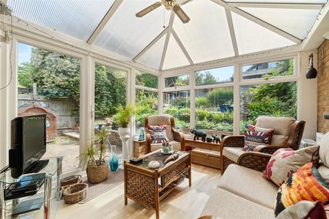 3 bedroom link detached house for sale, Frobisher, Berkshire RG12