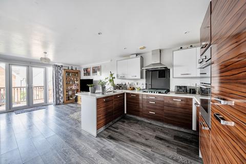 3 bedroom terraced house for sale, Old Barrow Hill, Somerset BS11