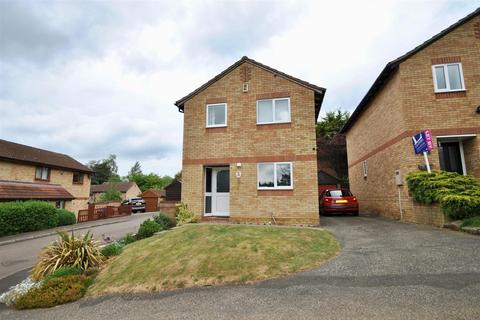 4 bedroom detached house for sale, Pine Ridge, Northampton