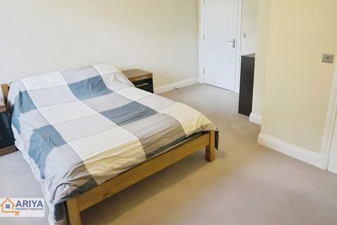 2 bedroom apartment to rent, Brooks House, Leicester Road, Oadby, Leicester LE2