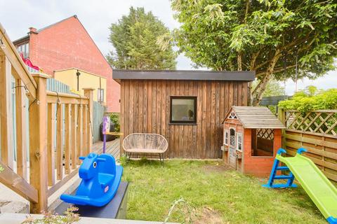 3 bedroom terraced house for sale, Brendon Road, Bedminster