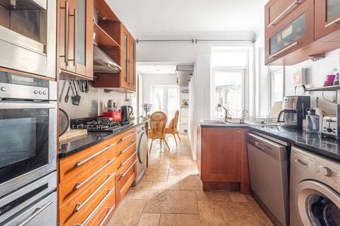 4 bedroom house to rent, Temple Gardens, Temple Fortune, London, NW11