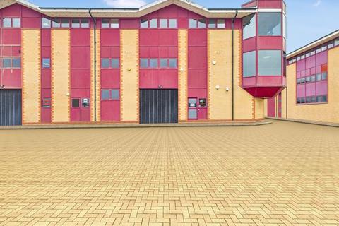 Property to rent, Neptune Way, Rochester