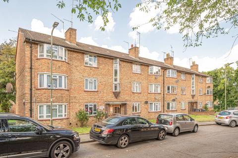 2 bedroom flat to rent, Longberrys, Child's Hill, London, NW2