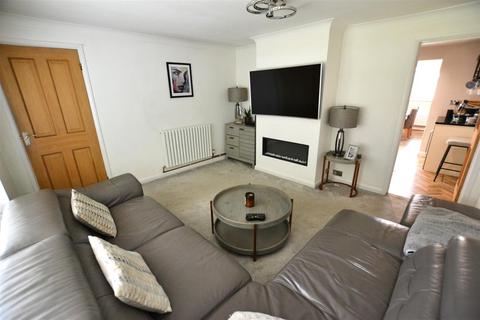 3 bedroom terraced house for sale, Cloverland, Hatfield