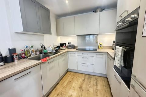 4 bedroom semi-detached house to rent, Manley Boulevard, Kent ME6