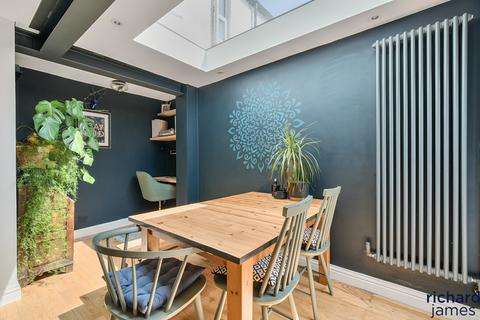 4 bedroom terraced house for sale, Belle Vue Road, Old Town, Swindon, SN1