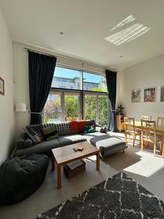 2 bedroom semi-detached house to rent, Shepherds Loan, Dundee DD2