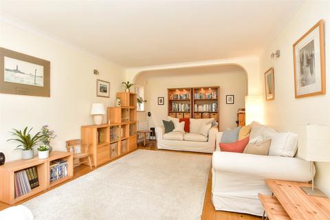 4 bedroom chalet for sale, Hempstead Road, Hempstead, Gillingham, Kent