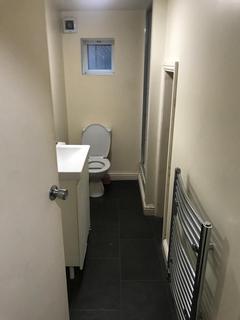 6 bedroom flat to rent, Davenport Avenue, Manchester M20