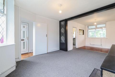 2 bedroom terraced house to rent, Lord Lytton Avenue, Coventry CV2