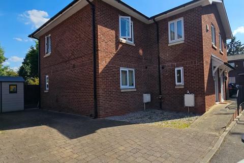 4 bedroom house to rent, Royle Green Road, Manchester M22