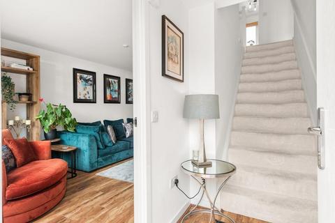 4 bedroom detached house for sale, Kinnaird, Larbert FK2