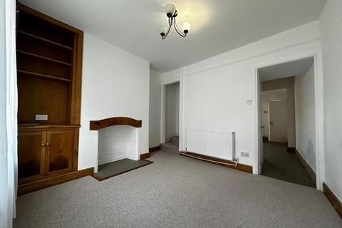 2 bedroom terraced house to rent, Chapel Street, Tiverton EX16