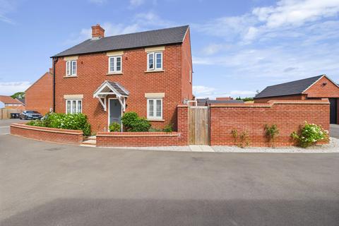 3 bedroom semi-detached house for sale, Hexham Street, Towcester, NN12