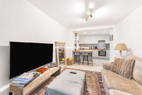2 bedroom flat to rent, Highbury Park, Highbury, London, N5