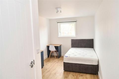 4 bedroom flat to rent, West Street, Bristol BS3