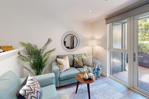 2 bedroom apartment to rent, at Market Quarter, 30-45 Bernard St , 45 Bernard St  SO14