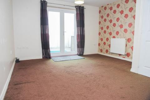 2 bedroom terraced house to rent, Passmore Road, Helston, TR13