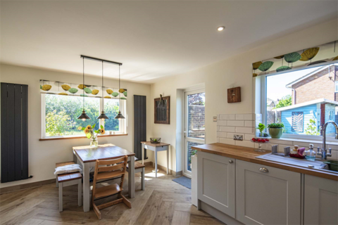 3 bedroom semi-detached house to rent, 48 Wallingford Road, Goring on Thames, RG8