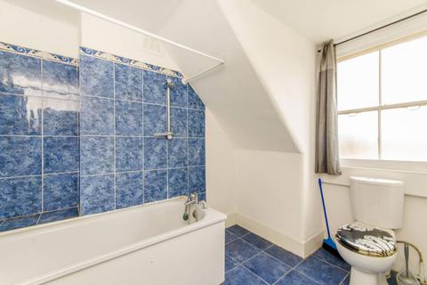 1 bedroom maisonette to rent, Horsell Road, Highbury, London, N5