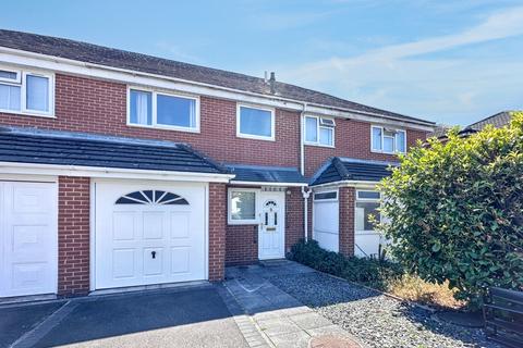 2 bedroom terraced house to rent, Middle Road, Sholing