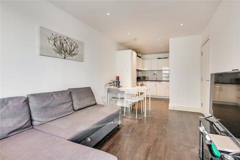 1 bedroom flat to rent, Queensland Road, London