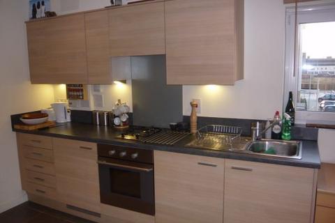 Studio to rent, Tean House, Reading RG2