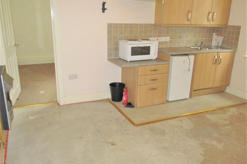 1 bedroom ground floor flat to rent, Popes Lane, Totton