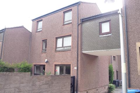 4 bedroom flat to rent, Tayfield Place, Dundee, DD2