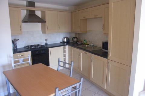1 bedroom apartment to rent, Aveley House, Illiffe Close, Reading, RG1