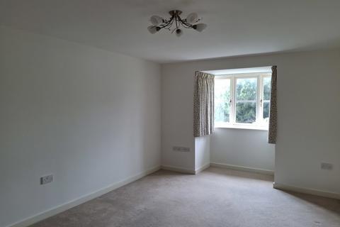3 bedroom terraced house to rent, Millbrook Gardens, Castle Cary