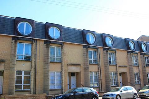 4 bedroom flat to rent, Belmont Street, Kelvinbridge, Glasgow, G12