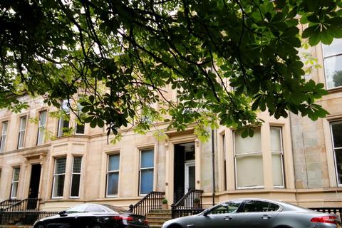 Studio to rent, Princes Terrace, Dowanhill, Glasgow, G12