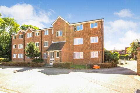 1 bedroom flat for sale, Dehavilland Close, Northolt, UB5